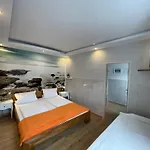 Inn Kenny & Henry 3*