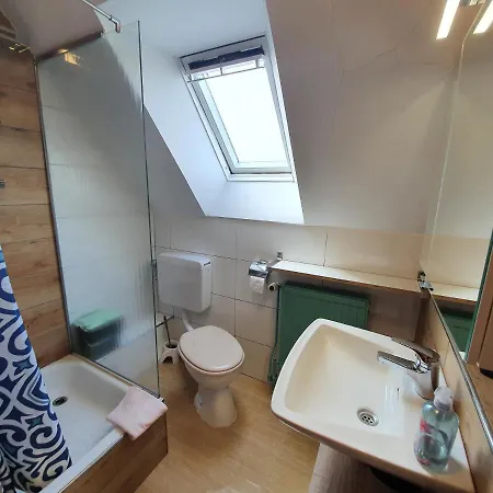 여관 Kenny & Henry 쿡스하펜