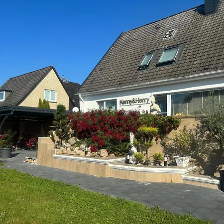 Kenny & Henry Penzion Cuxhaven