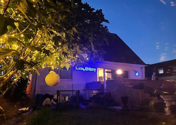 Kenny & Henry Zajazd 3*